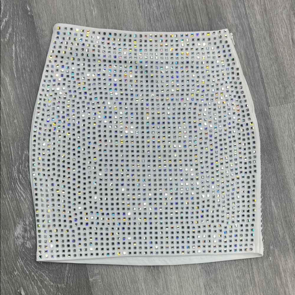 NWT Windsor White Silver Women's Skirt XS Sparkle Rhinestone Bling Shiny